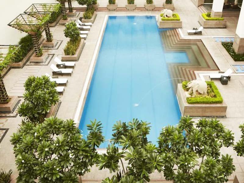 Jaipur Marriott Hotel Exterior foto The pool at The Oberoi, Mumbai